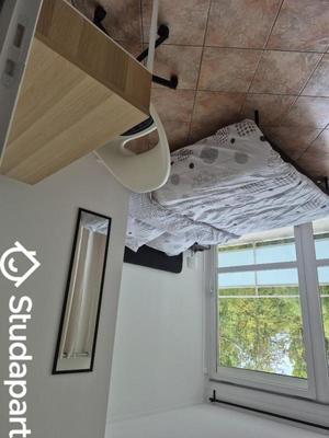 Chambre - 9 m² - 1 pièce