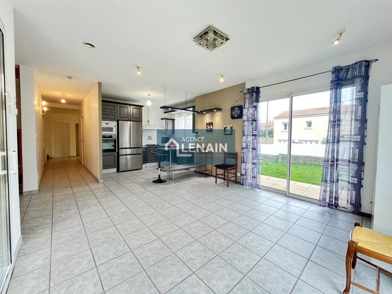 Propriété - 179 m² - 8 pièces