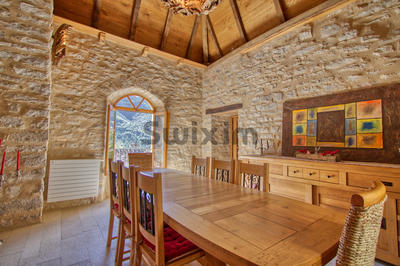 Propriété - 380 m² - 13 pièces