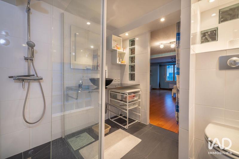 Local commercial - 297 m²