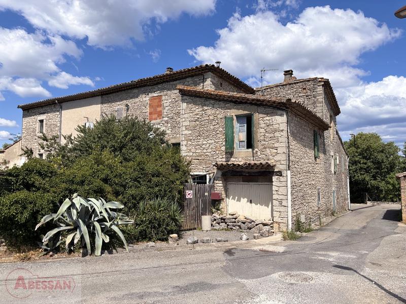 Maison en pierre - 205 m² - 8 pièces