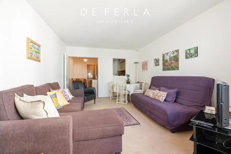 Studio - 40 m² - 1 pièce