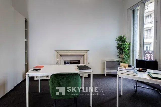 Appartement - 247 m² - 5 pièces