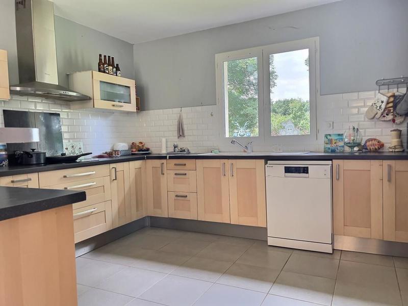 Maison - 185 m² - 5 pièces