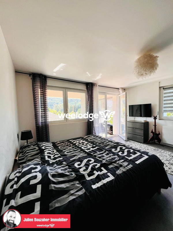 Maison - 137 m² - 5 pièces