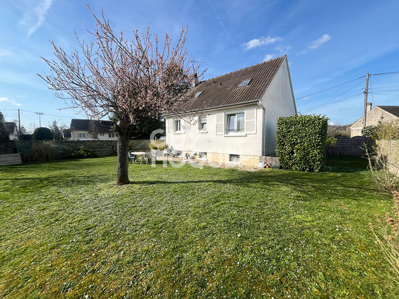 Maison - 90 m² - 5 pièces