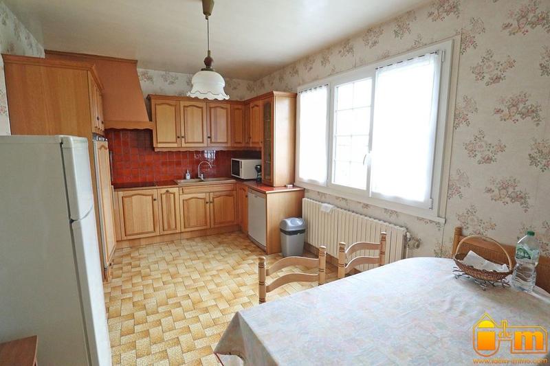 Maison traditionnelle - 140 m² - 6 pièces