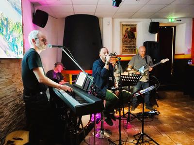 Blue Vinyle en concert à The Lounge