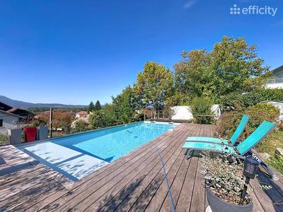 Maison - 139 m² - 4 pièces