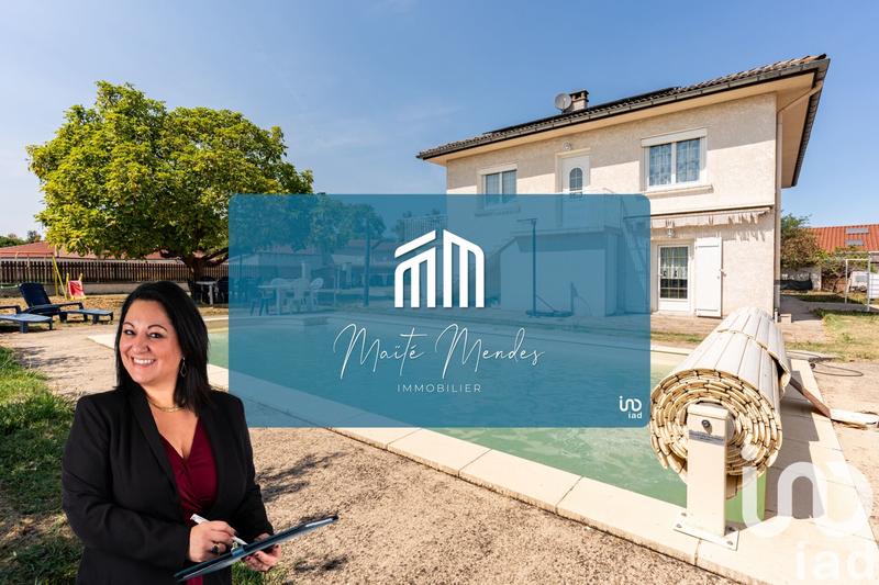 Maison - 205 m² - 7 pièces