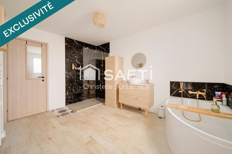 Maison - 110 m² - 5 pièces