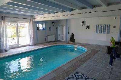 Maison - 302 m² - 10 pièces