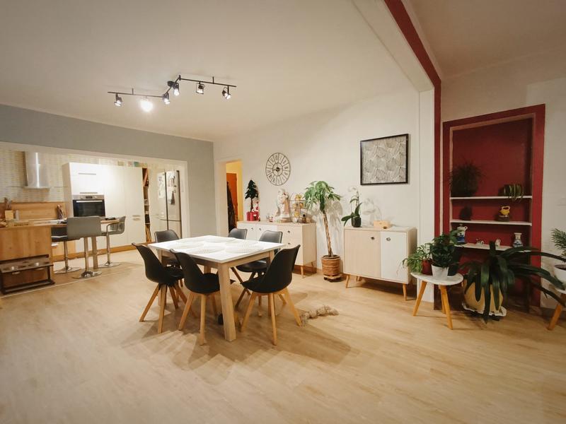 Appartement - 101 m² - 5 pièces