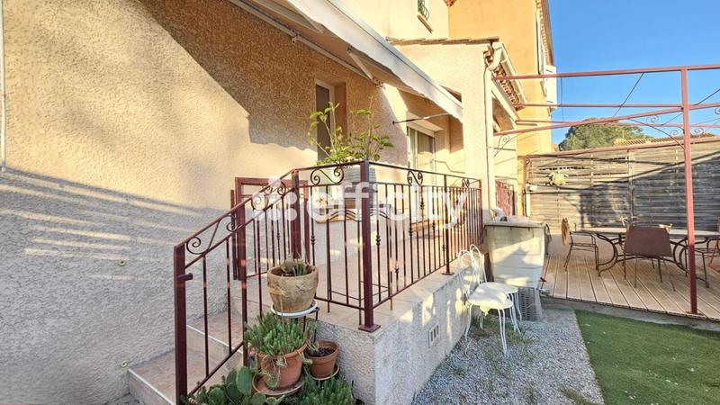 Maison - 85 m² - 5 pièces