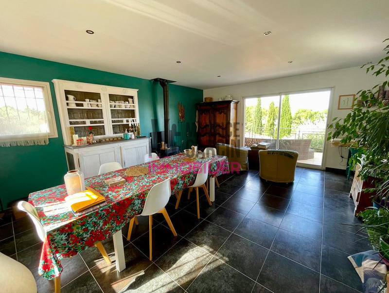 Maison contemporaine - 186 m² - 8 pièces