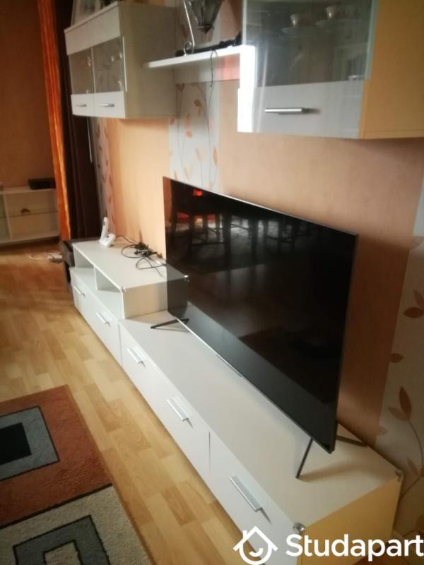 Chambre - 12 m² - 1 pièce