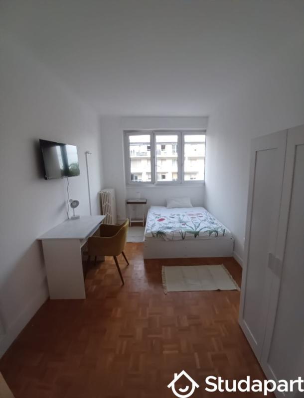 Chambre - 11 m² - 1 pièce