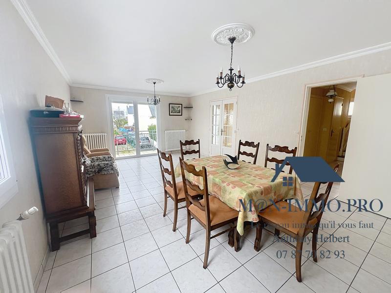 Maison traditionnelle - 128 m² - 7 pièces