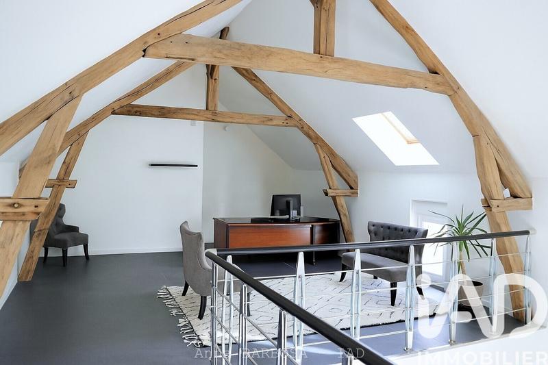 Maison - 361 m² - 7 pièces