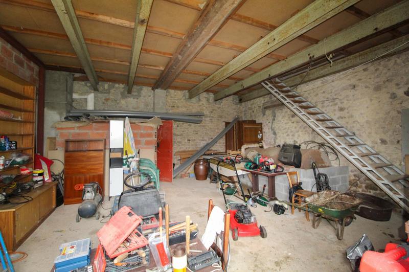 Maison - 220 m² - 11 pièces