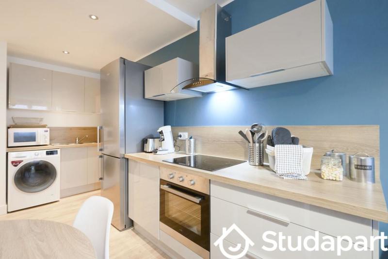 Chambre - 9 m² - 1 pièce