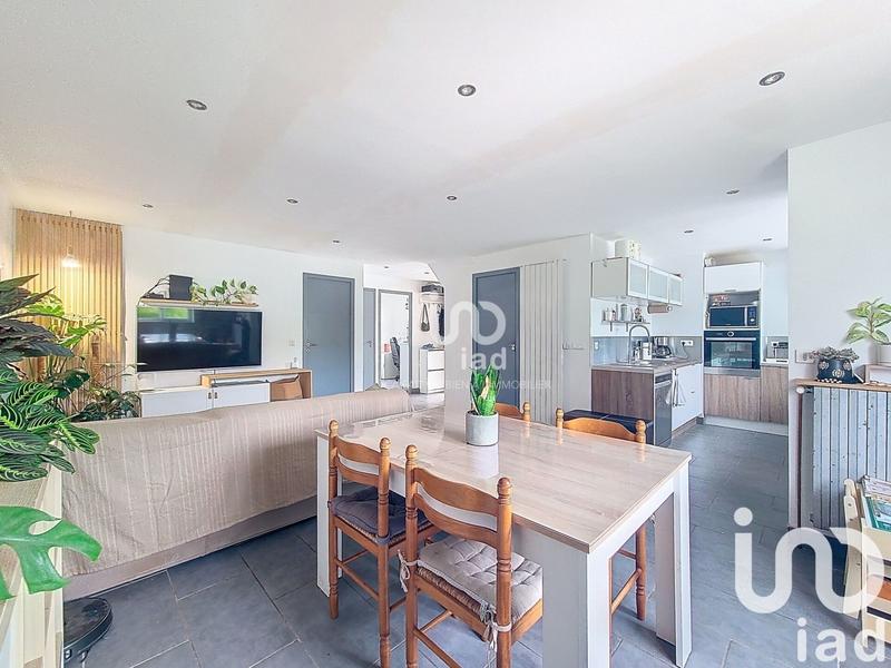 Maison - 120 m² - 6 pièces