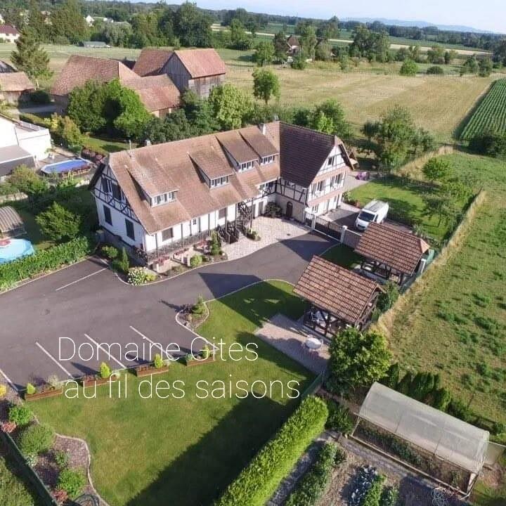 Corps de ferme - 320 m² - 14 pièces