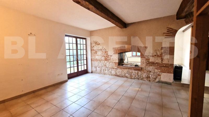 Maison - 230 m² - 7 pièces