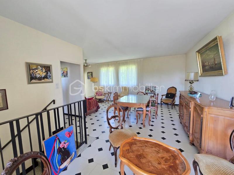 Maison - 160 m² - 7 pièces