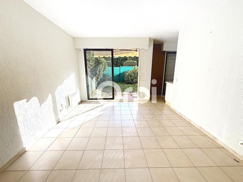 Studio - 27 m² - 1 pièce