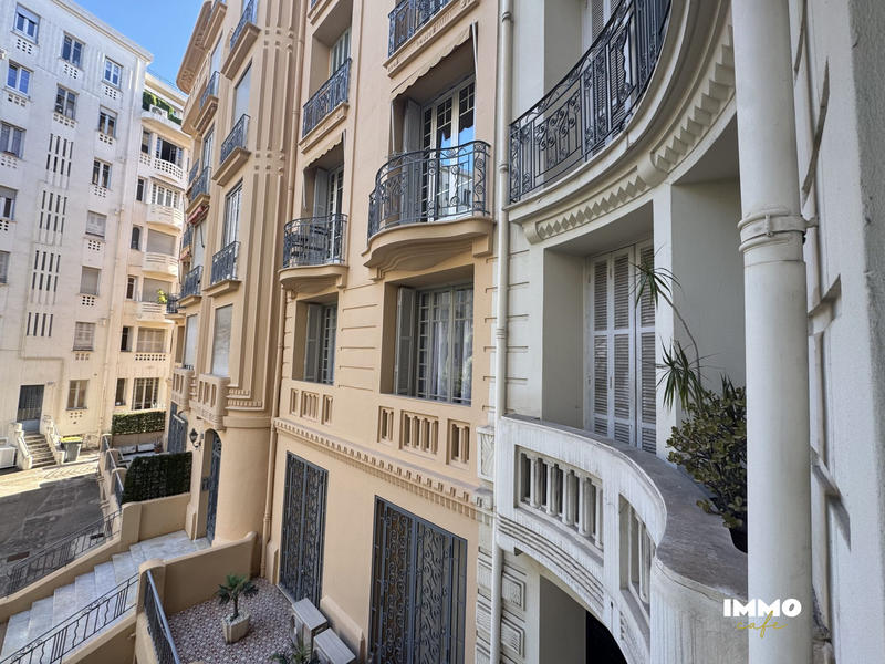 Appartement - 104 m² - 3 pièces