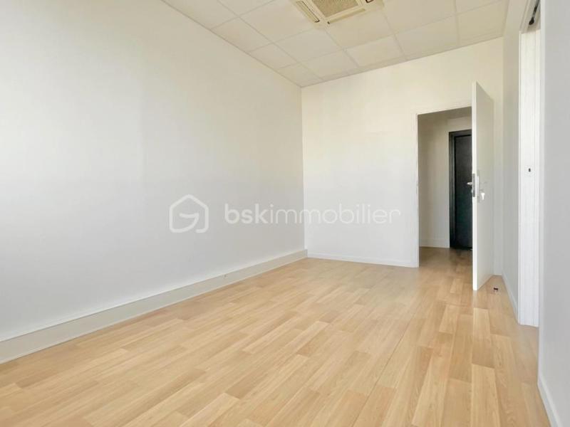 Bureau - 33 m² - 2 pièces