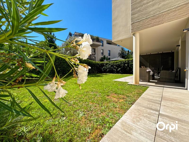 Appartement - 75 m² - 3 pièces