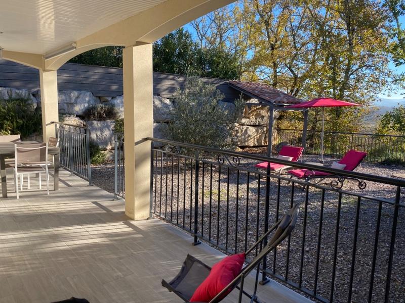 Maison - 95 m² - 6 pièces