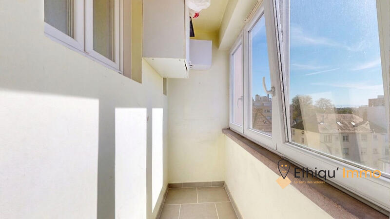 Appartement - 84 m² - 4 pièces