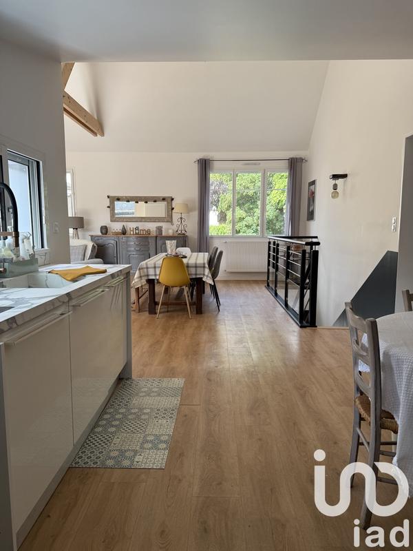 Maison - 210 m² - 7 pièces