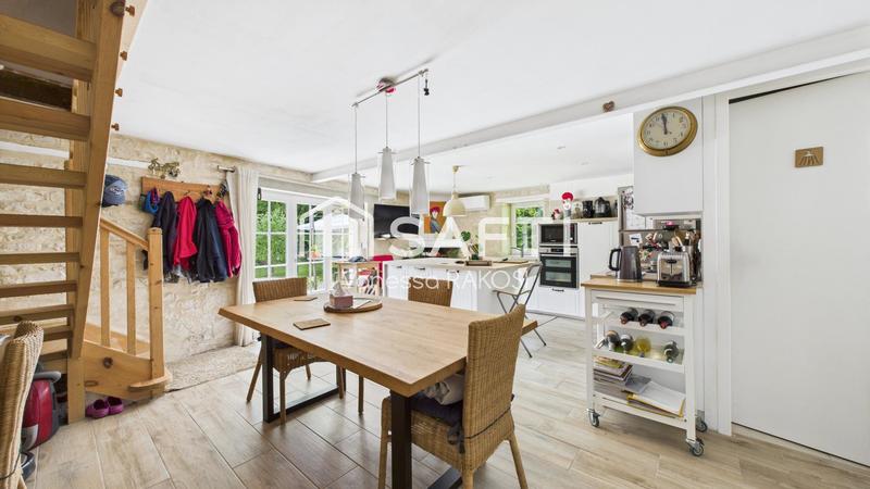 Maison - 120 m² - 5 pièces