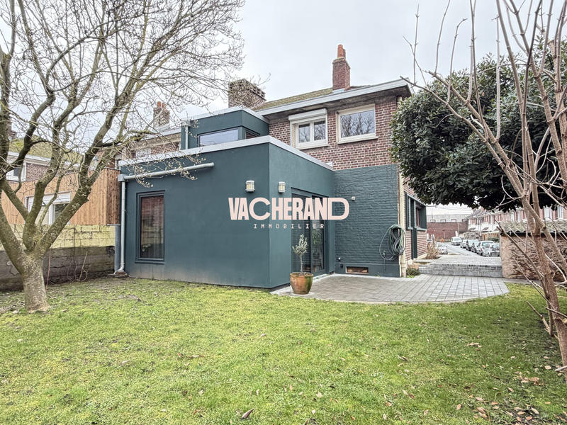 Maison - 94 m² - 4 pièces