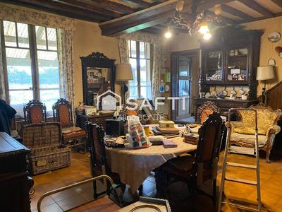 Maison - 140 m² - 6 pièces