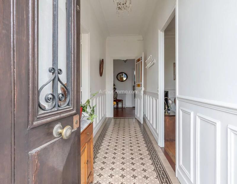 Maison - 194 m² - 7 pièces