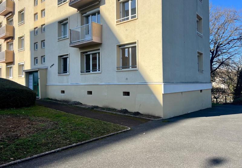 Appartement - 83 m² - 4 pièces