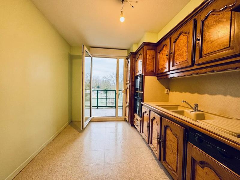 Appartement - 72 m² - 3 pièces