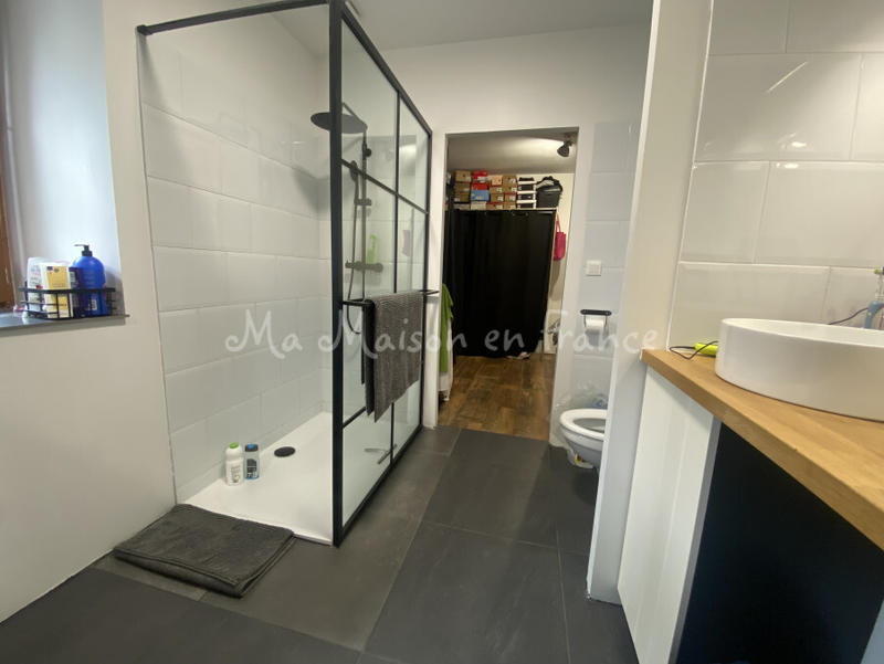 Fonds de commerce - Local commercial - 392 m²