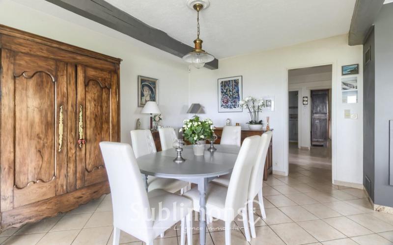 Maison traditionnelle - 129 m² - 5 pièces