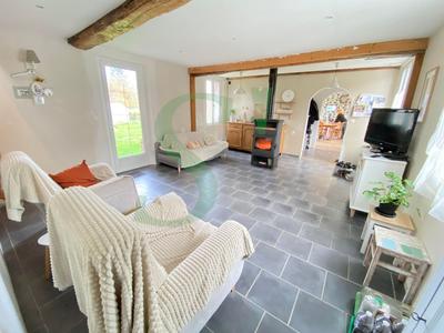 Maison - 150 m² - 7 pièces