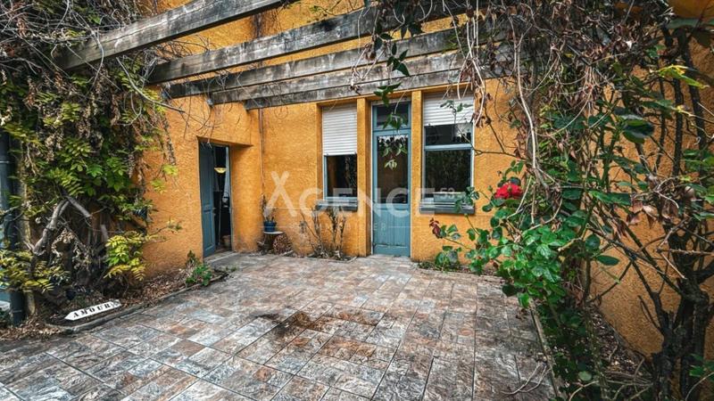 Maison bourgeoise - 340 m² - 12 pièces