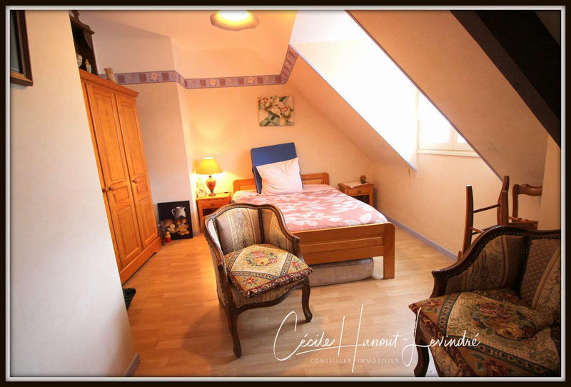 Maison - 98 m² - 6 pièces