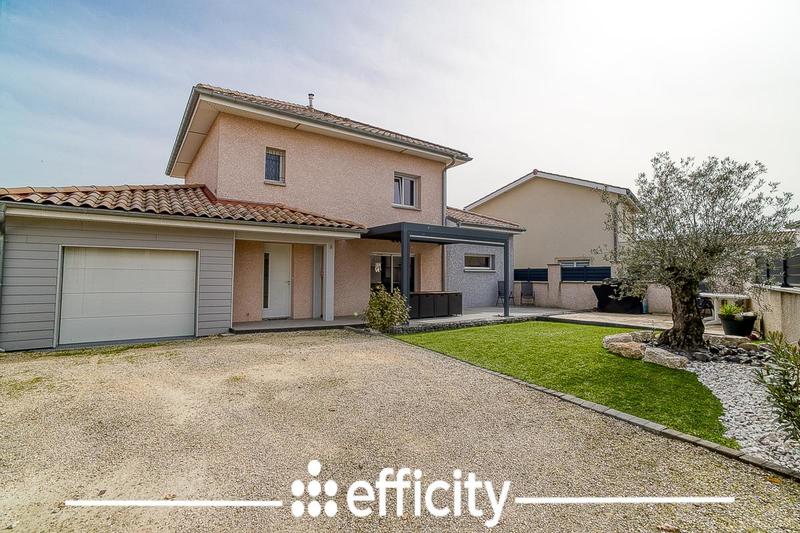 Maison - 130 m² - 5 pièces