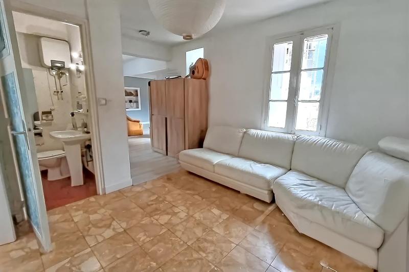 Immeuble - 319 m² - 18 pièces