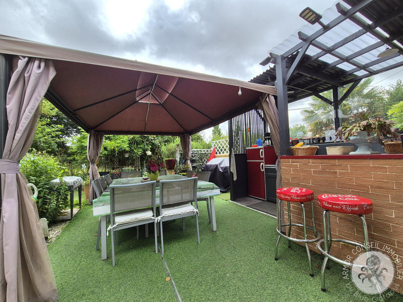 Maison - 162 m² - 7 pièces